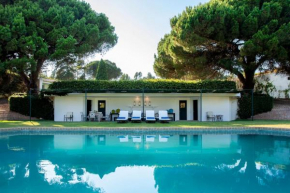 Estoril House w Pool & Garden by LovelyStay